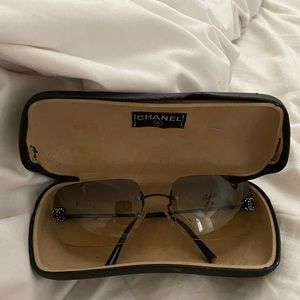 Chanel Rimless Sunglasses Style 4017-d